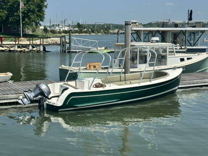 VENETIAN VISION 2 24ft Custom Yacht For Sale