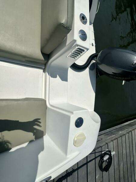 VENETIAN VISION 2 24ft Custom Yacht For Sale
