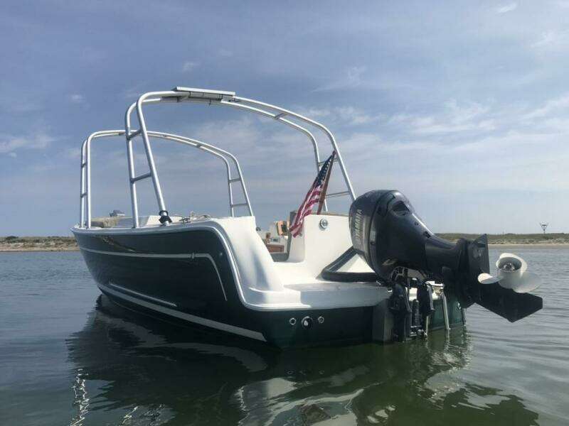 VENETIAN VISION 2 24ft Custom Yacht For Sale