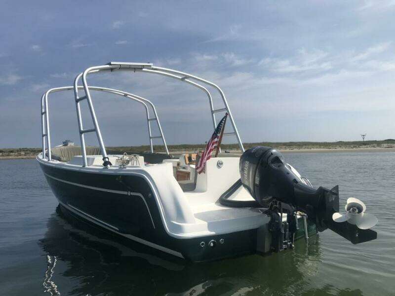 VENETIAN VISION 2 24ft Custom Yacht For Sale