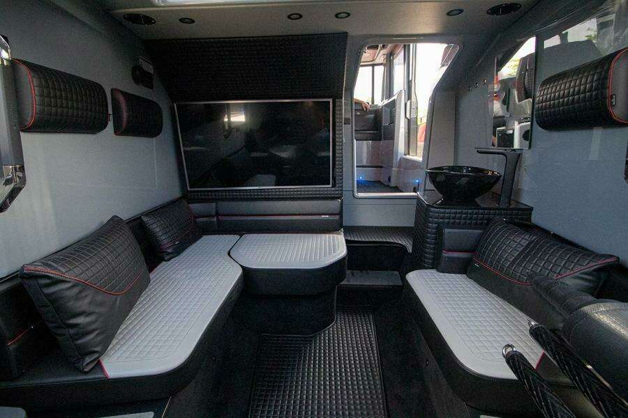37ft Brabus Yacht For Sale
