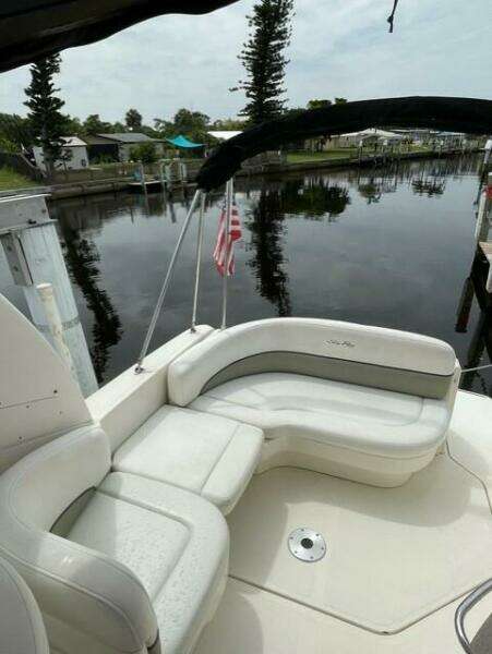 26ft Sea Ray Yacht For Sale
