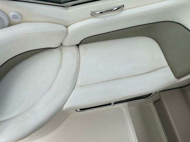 26ft Sea Ray Yacht For Sale