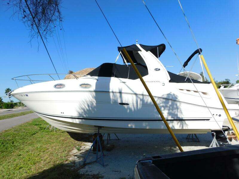 26ft Sea Ray Yacht For Sale