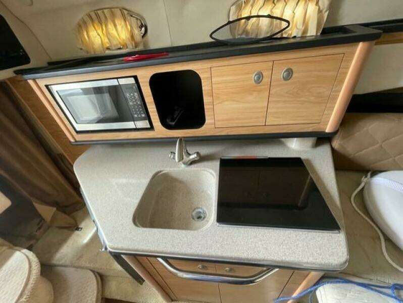 26ft Sea Ray Yacht For Sale
