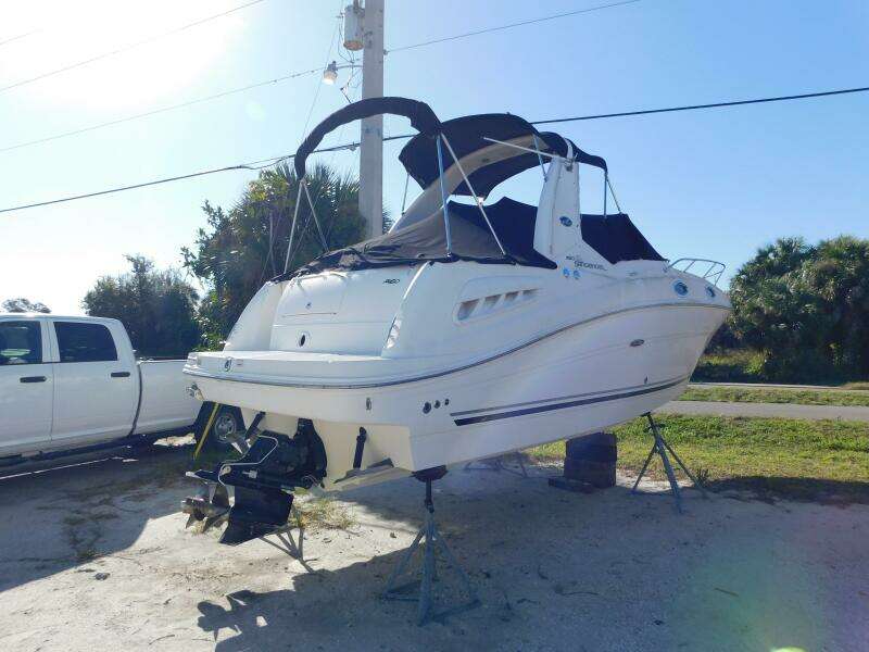 26ft Sea Ray Yacht For Sale