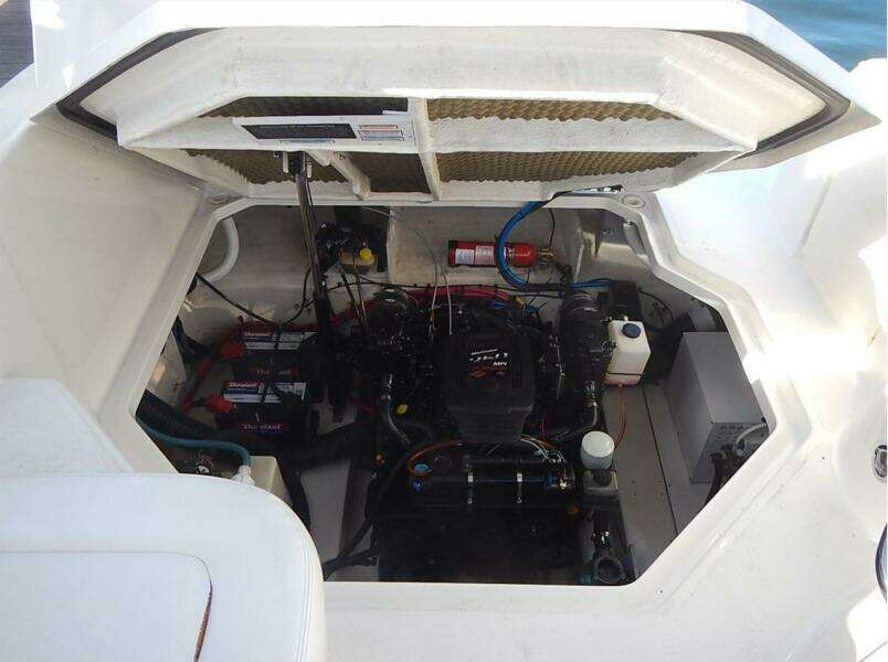26ft Sea Ray Yacht For Sale