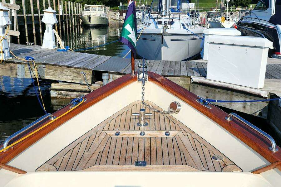 Sir John Hawkins 27ft Custom Yacht For Sale