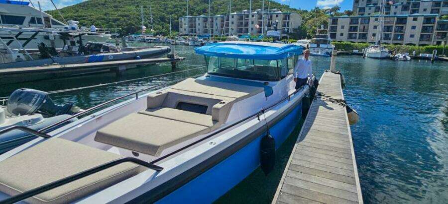 37ft Axopar Yacht For Sale