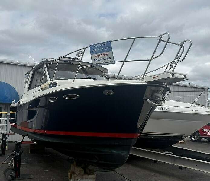 28ft Cutwater Yacht For Sale