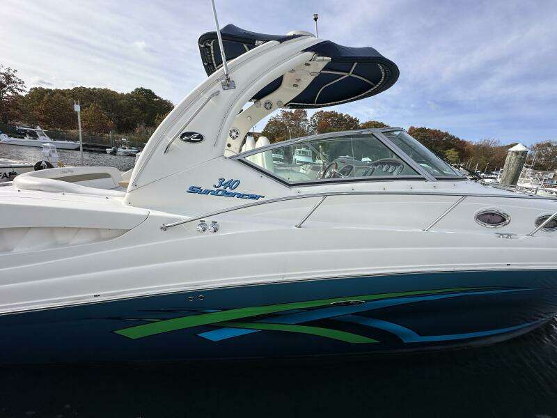 34ft Sea Ray Yacht For Sale