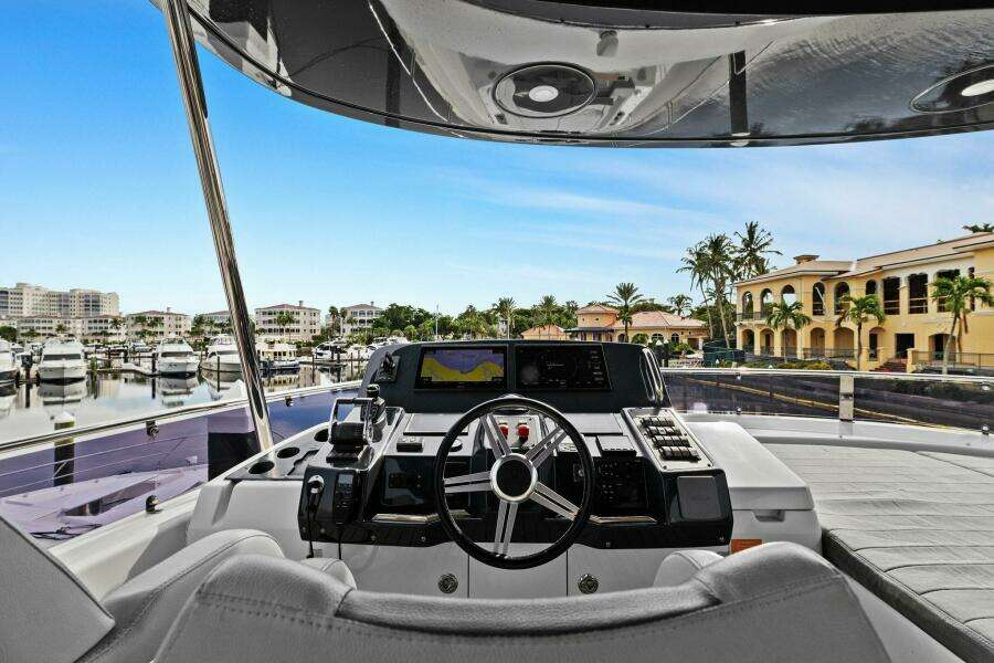 2021 Sirena 64- DESTIN-E- Flybridge