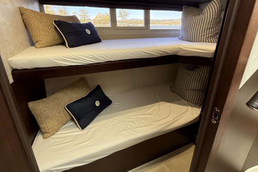 50ft Galeon Yacht For Sale
