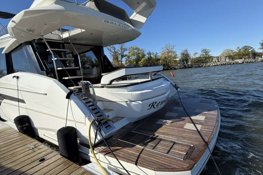 50ft Galeon Yacht For Sale