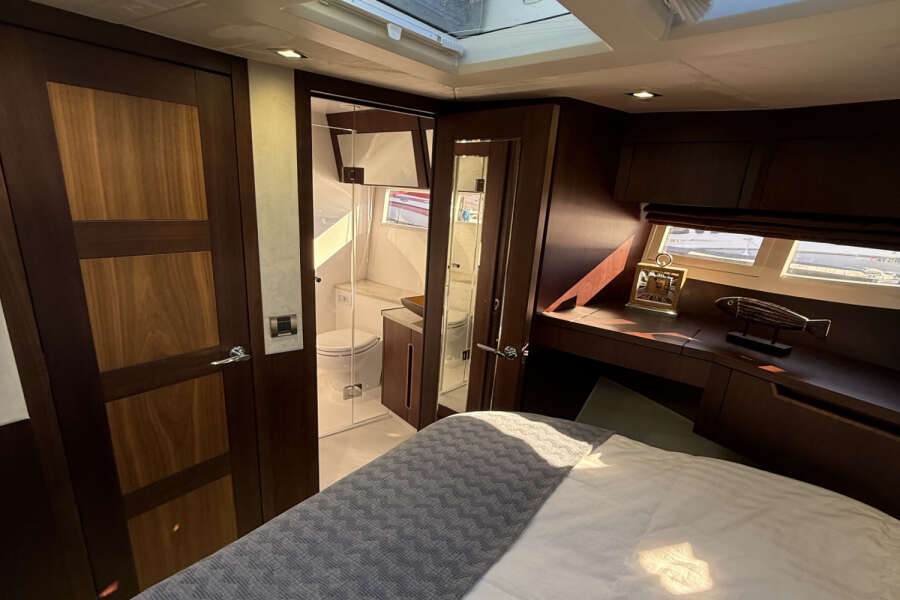 50ft Galeon Yacht For Sale