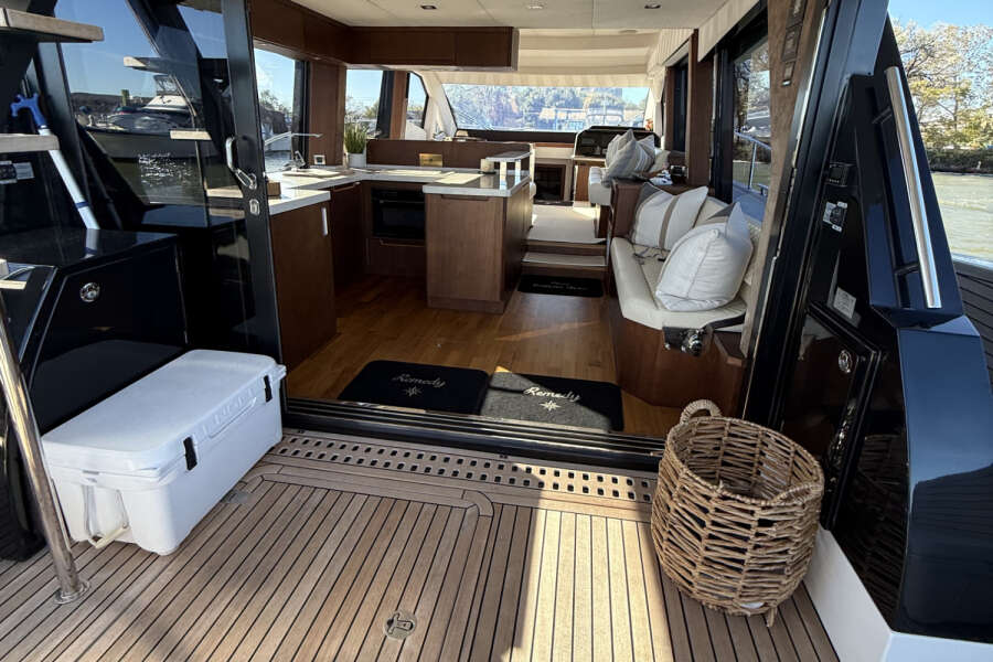 50ft Galeon Yacht For Sale