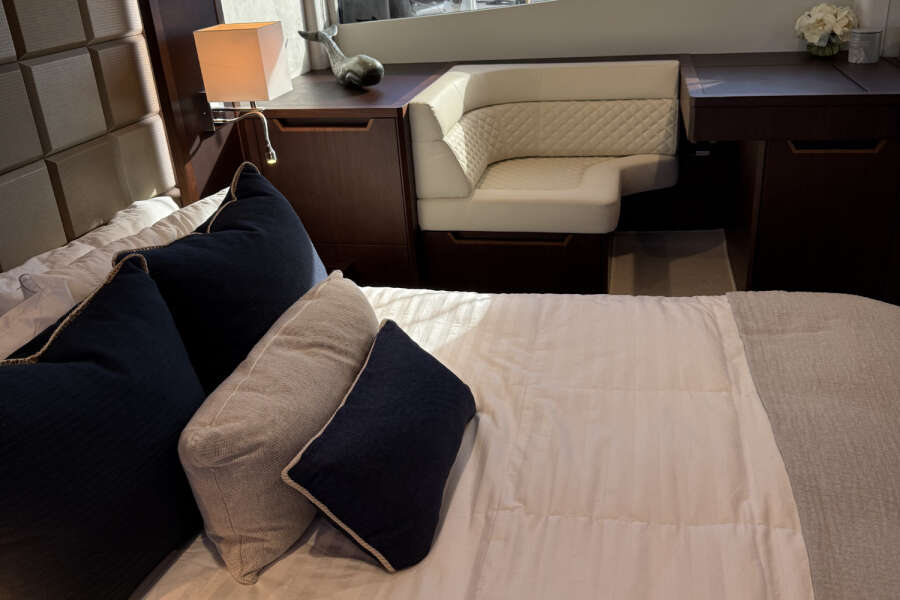 50ft Galeon Yacht For Sale