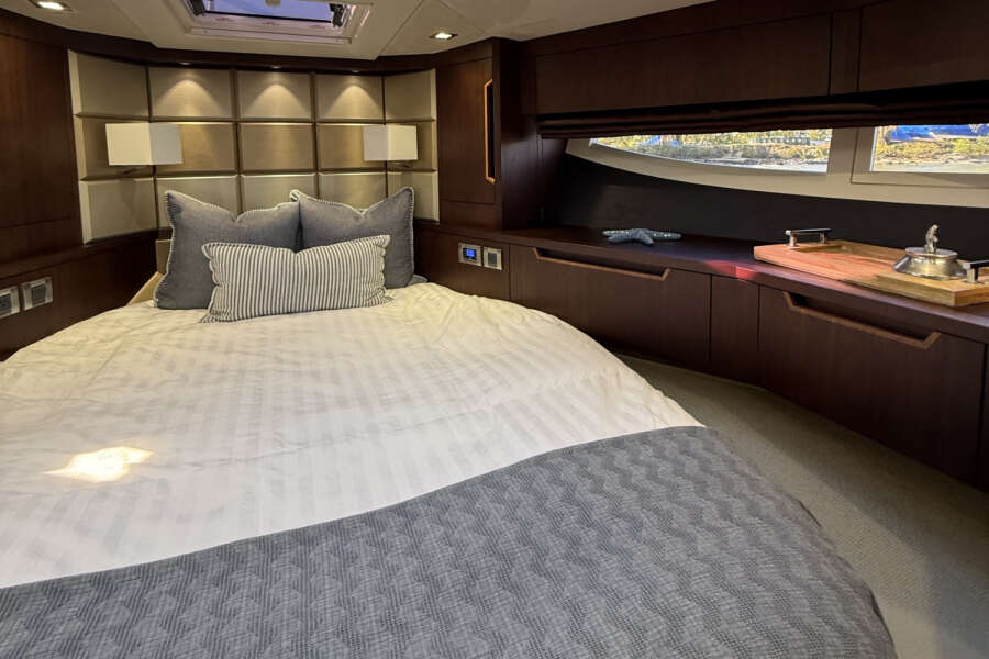 50ft Galeon Yacht For Sale