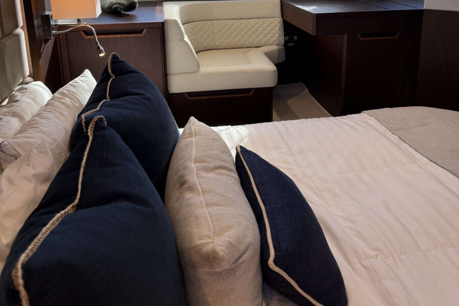 50ft Galeon Yacht For Sale