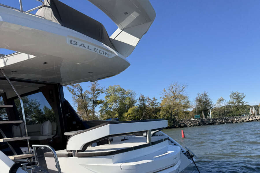 50ft Galeon Yacht For Sale