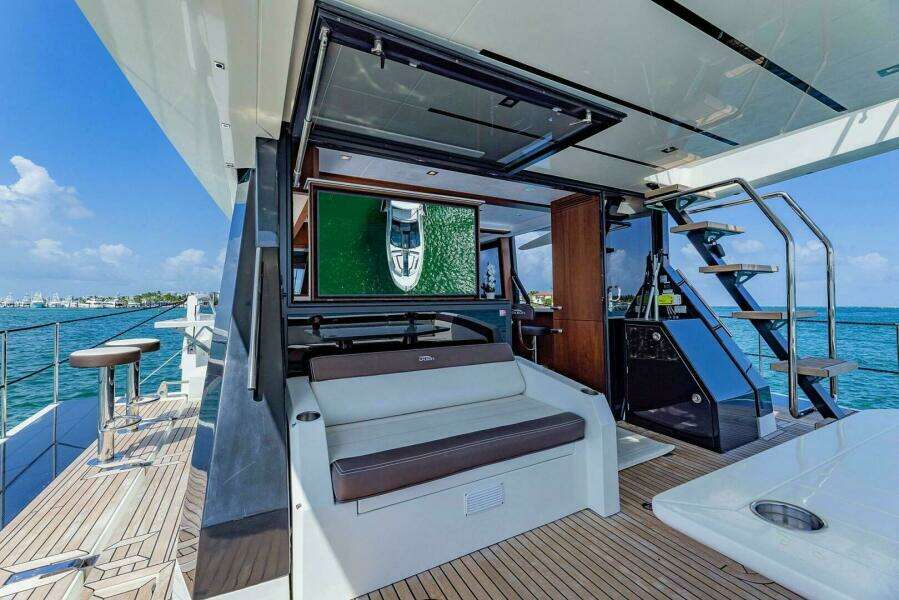 68ft Galeon Yacht For Sale