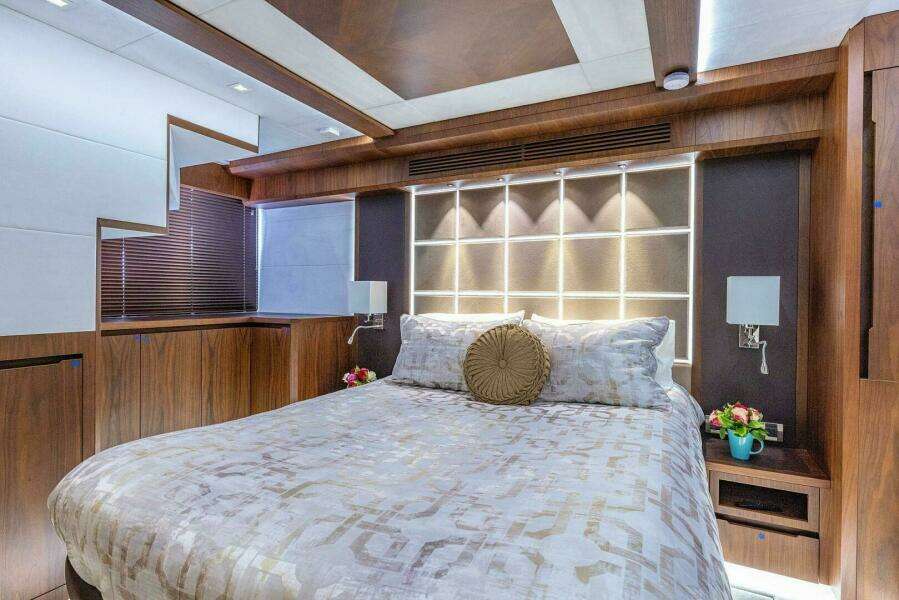 68ft Galeon Yacht For Sale