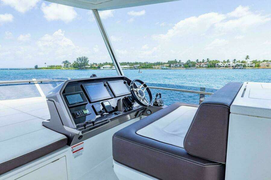68ft Galeon Yacht For Sale