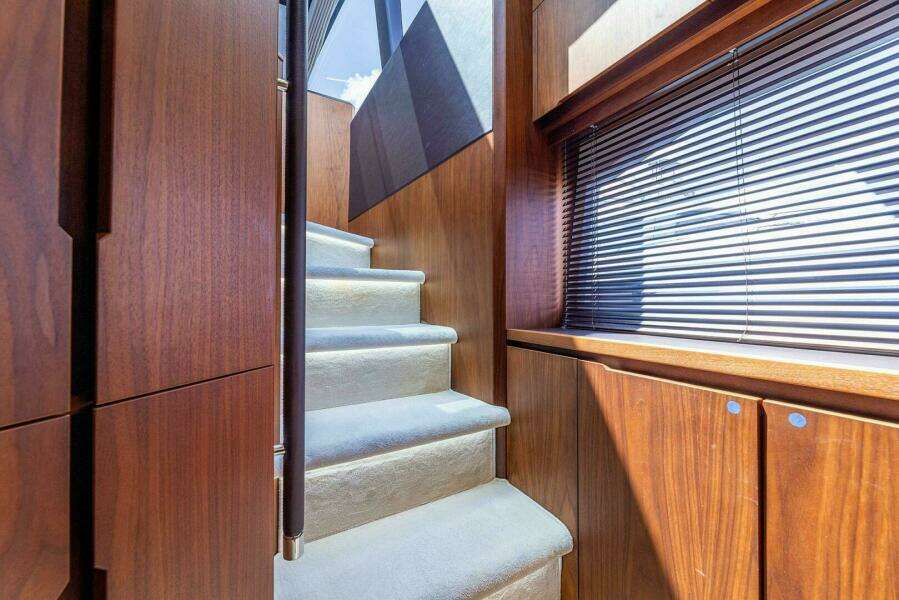 68ft Galeon Yacht For Sale