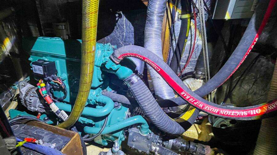 Pacific Pearl 48ft Oyster Yacht For Sale