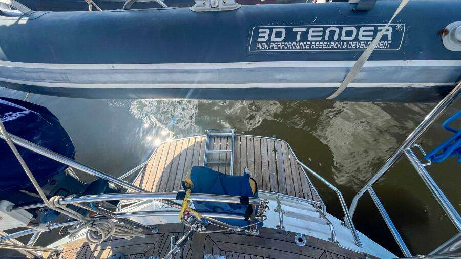 Pacific Pearl 48ft Oyster Yacht For Sale