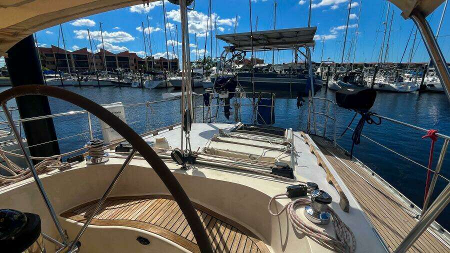 Pacific Pearl 48ft Oyster Yacht For Sale