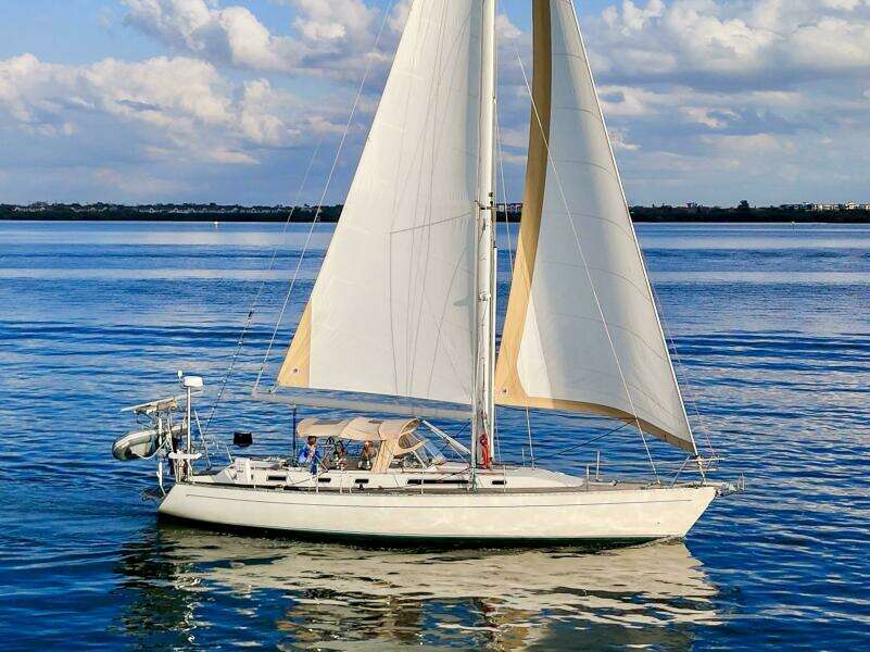 Pacific Pearl 48ft Oyster Yacht For Sale