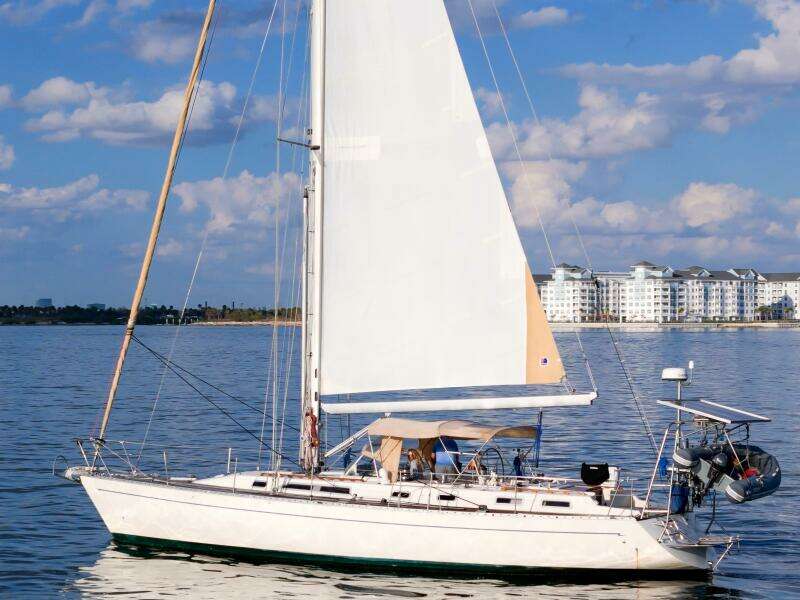 Pacific Pearl 48ft Oyster Yacht For Sale
