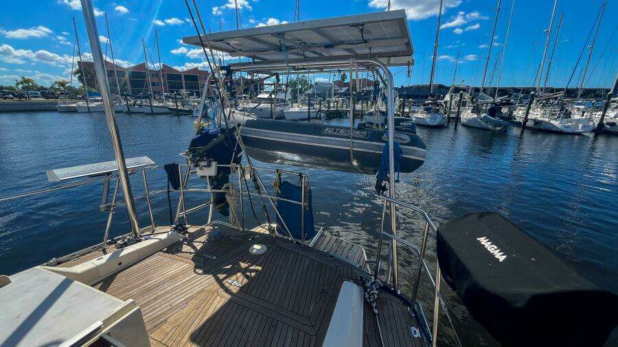 Pacific Pearl 48ft Oyster Yacht For Sale