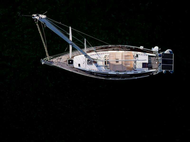 Pacific Pearl 48ft Oyster Yacht For Sale