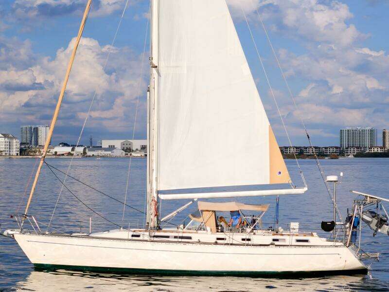 Pacific Pearl 48ft Oyster Yacht For Sale