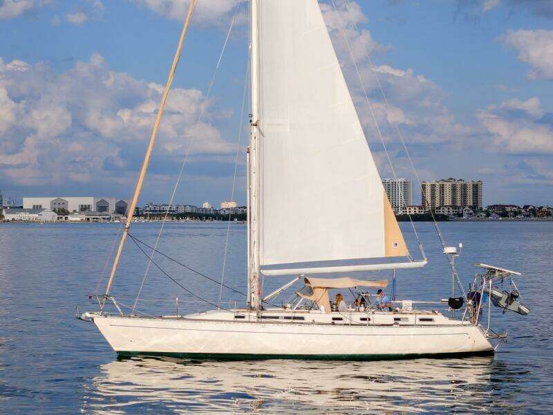 Pacific Pearl 48ft Oyster Yacht For Sale