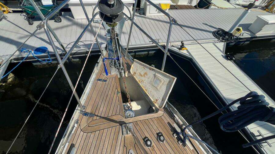 Pacific Pearl 48ft Oyster Yacht For Sale