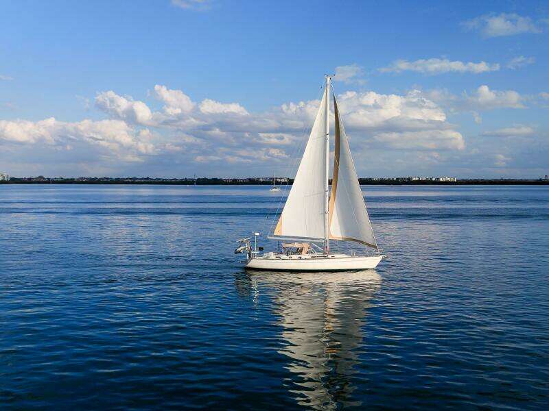 Pacific Pearl 48ft Oyster Yacht For Sale