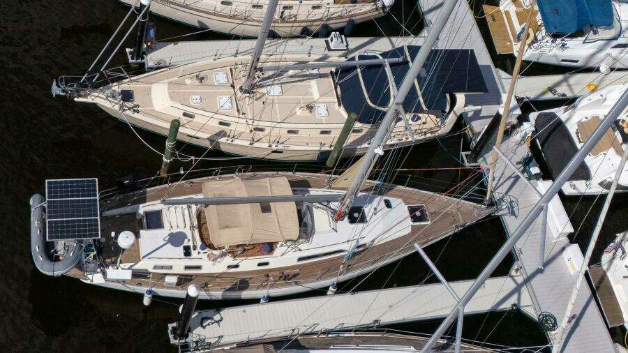 Pacific Pearl 48ft Oyster Yacht For Sale