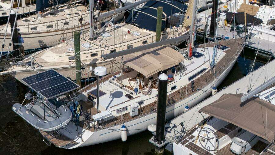 Pacific Pearl 48ft Oyster Yacht For Sale