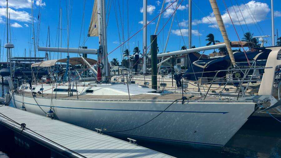 Pacific Pearl 48ft Oyster Yacht For Sale