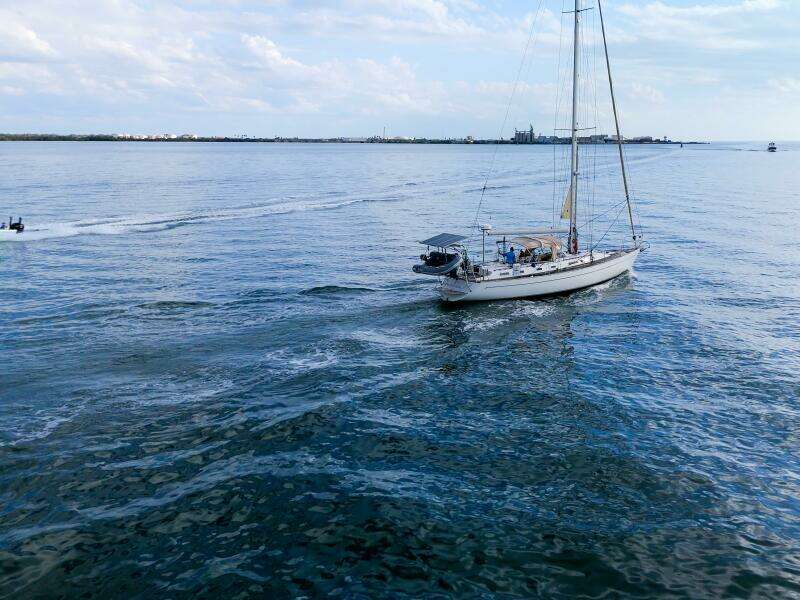 Pacific Pearl 48ft Oyster Yacht For Sale
