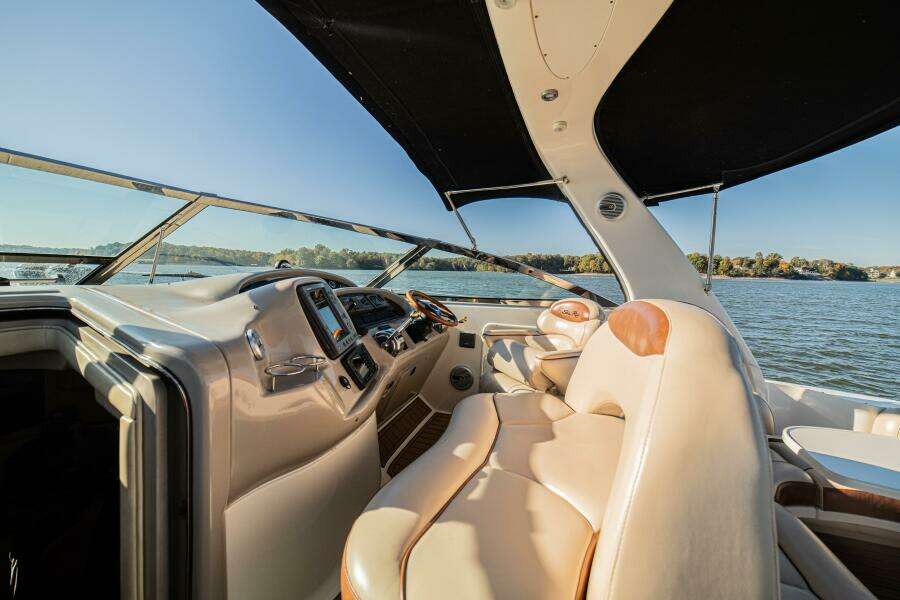 Within Tolerance 40ft Sea Ray Yacht For Sale