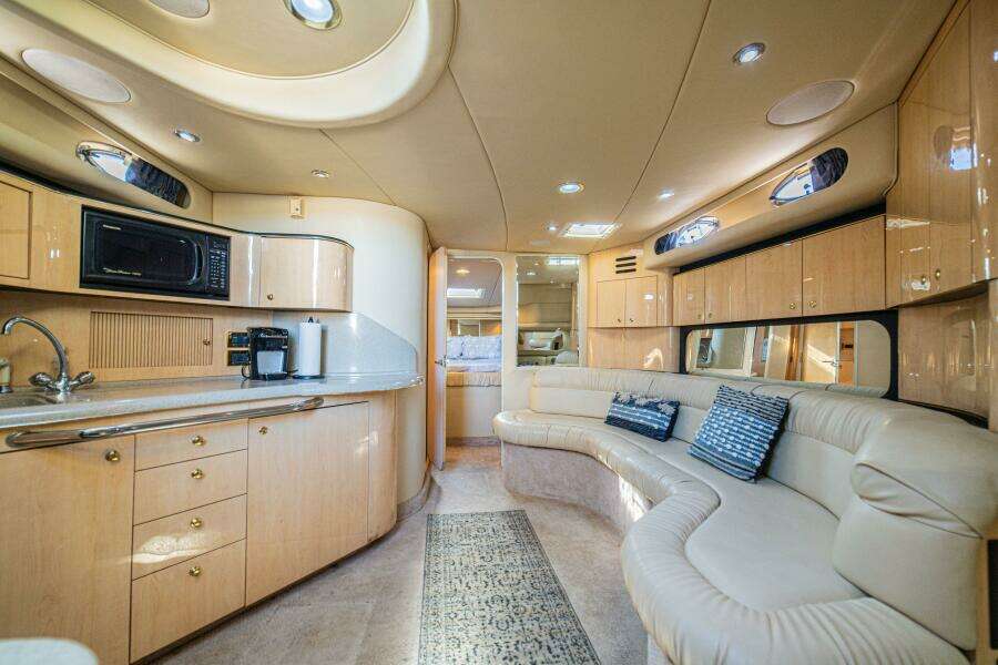 Within Tolerance 40ft Sea Ray Yacht For Sale
