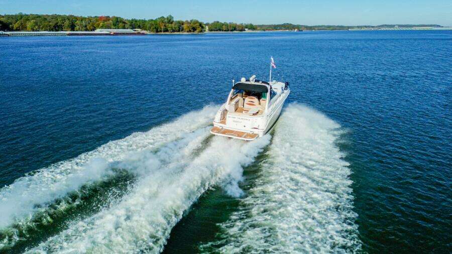 Within Tolerance 40ft Sea Ray Yacht For Sale