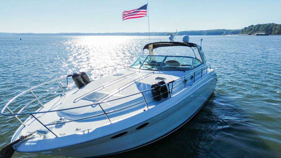 Within Tolerance 40ft Sea Ray Yacht For Sale