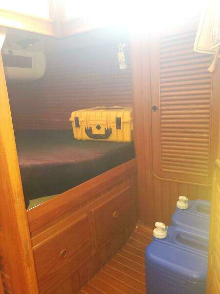 SOLIS 43ft Hans Christian Yacht For Sale