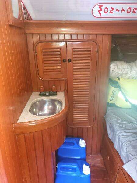 SOLIS 43ft Hans Christian Yacht For Sale