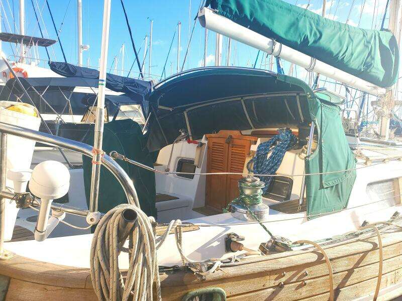 SOLIS 43ft Hans Christian Yacht For Sale